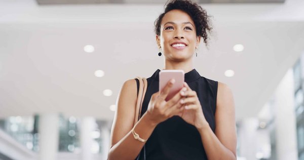 Quelles techniques de communication utiliser pour une recherche d'emploi réussie en relations publiques ?